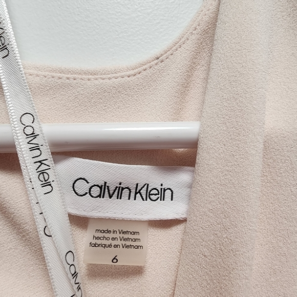 Light Peach Calvin Klein Dress Size 6 - Picture 4 of 8